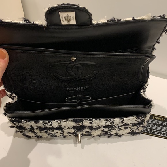 CHANEL 🖤 RARE Black White Tweed Sequins Houndstooth Quilted 2.55 Double Flap Bag - Picture 11 of 16